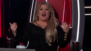 'The Voice' Sneak Peek: Kelly Clarkson Gets Angry About Knockout Decision Between Cait Martin and Kala Banham